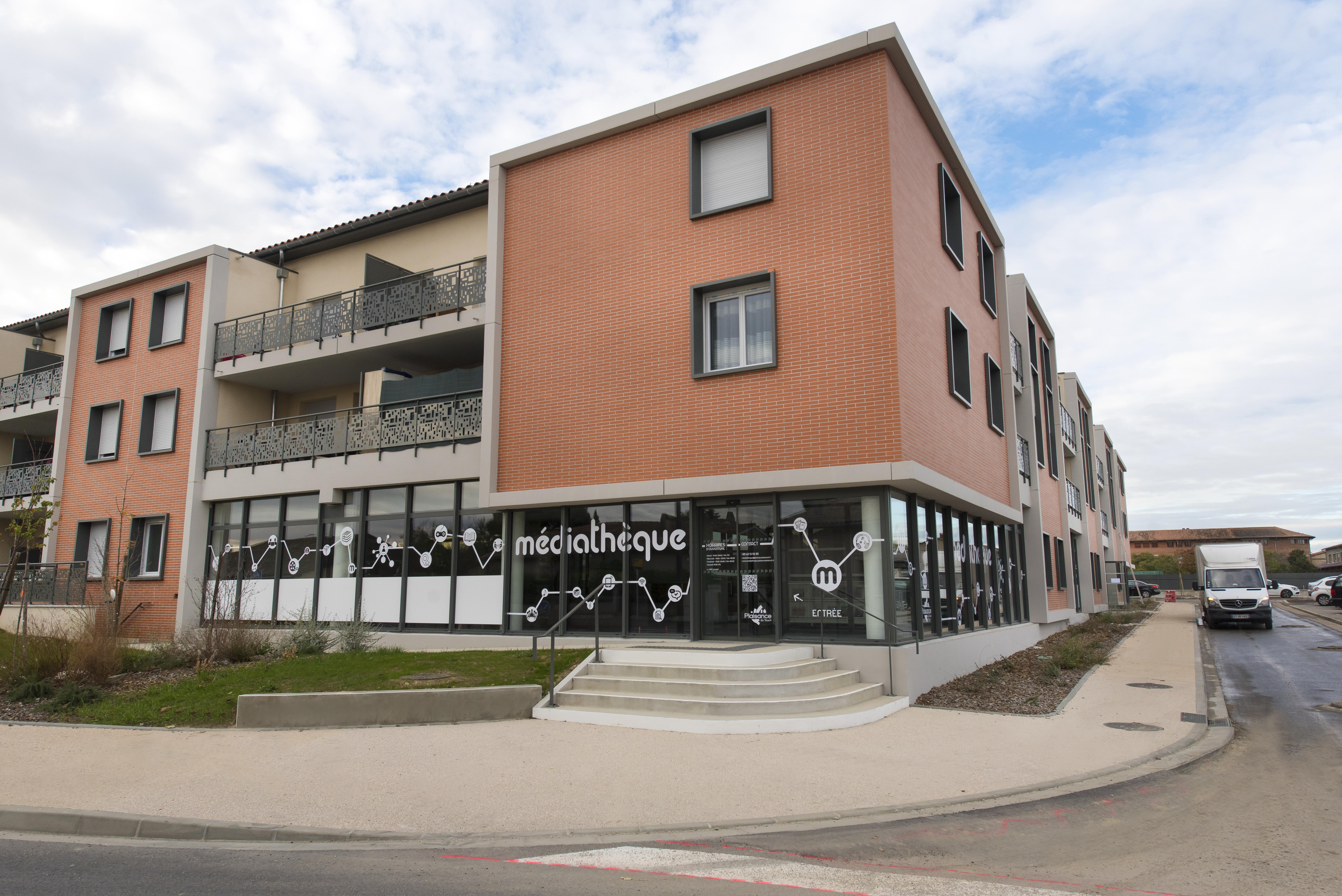 Nouvelle médiathèque de PlaisanceduTouch (HauteGaronne) "S’ouvrir